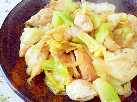 節約＆カロリーオフ！鶏むね肉と野菜の水炒め